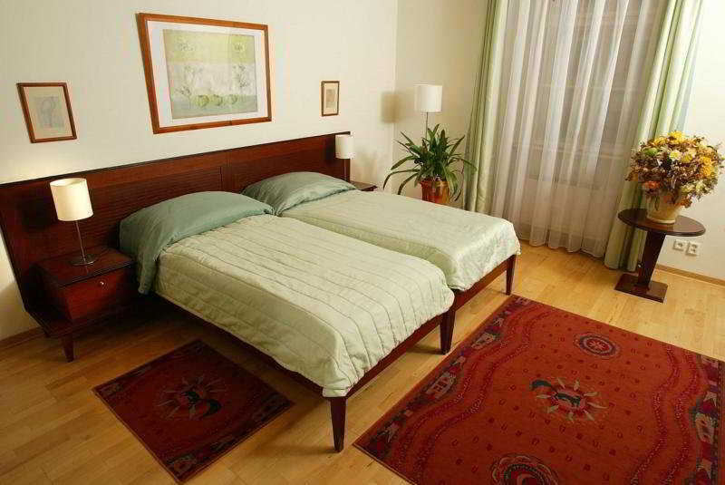 Cerna Liska Hotel 4*